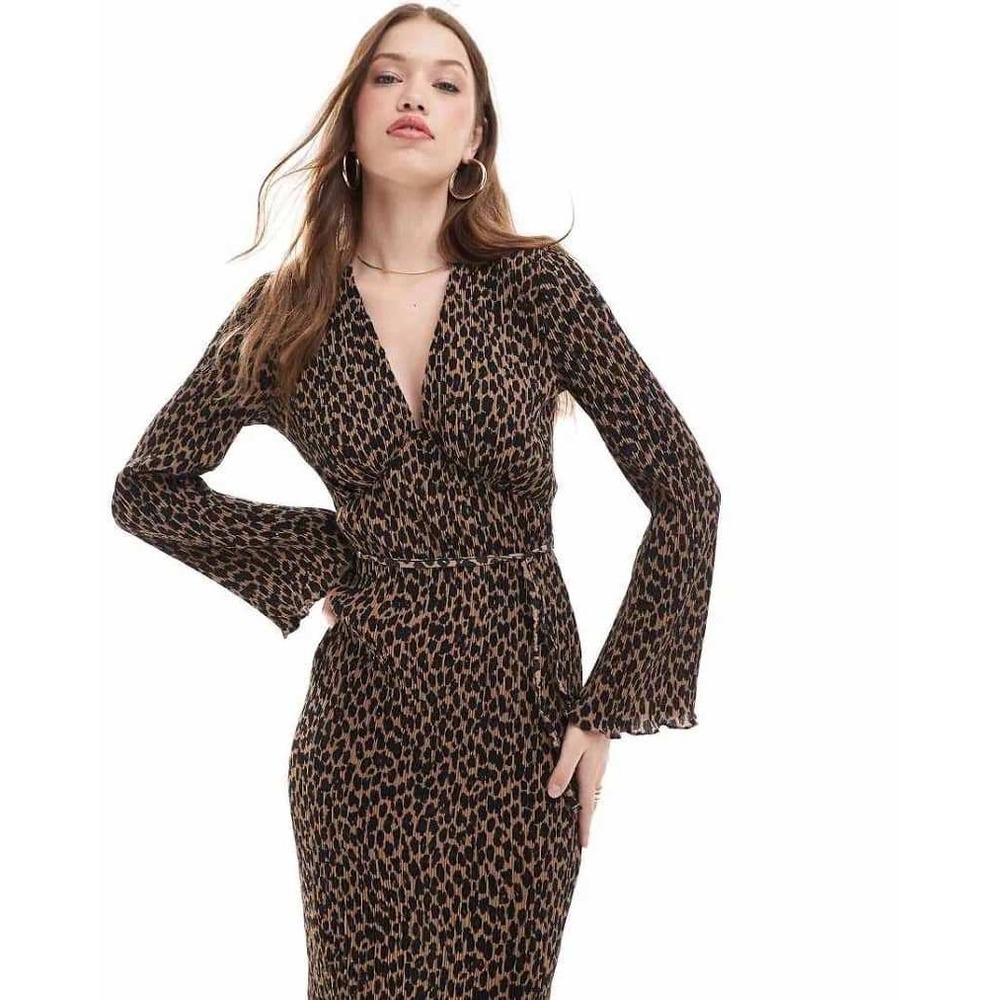 Never Fully Dressed Midi Dress US 10 Leopard Plisse Long Sleeve